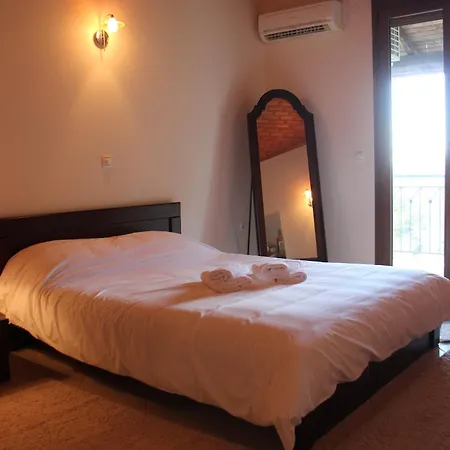 Bistola 4* Vlakhokerasea
